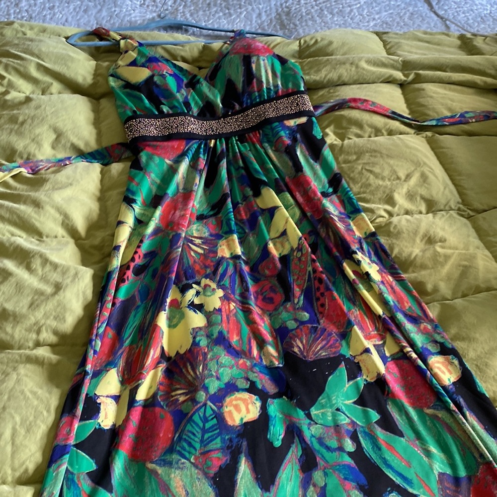 Lovely Tropical summer dress with embellished empire waist - Picture 5 of 6